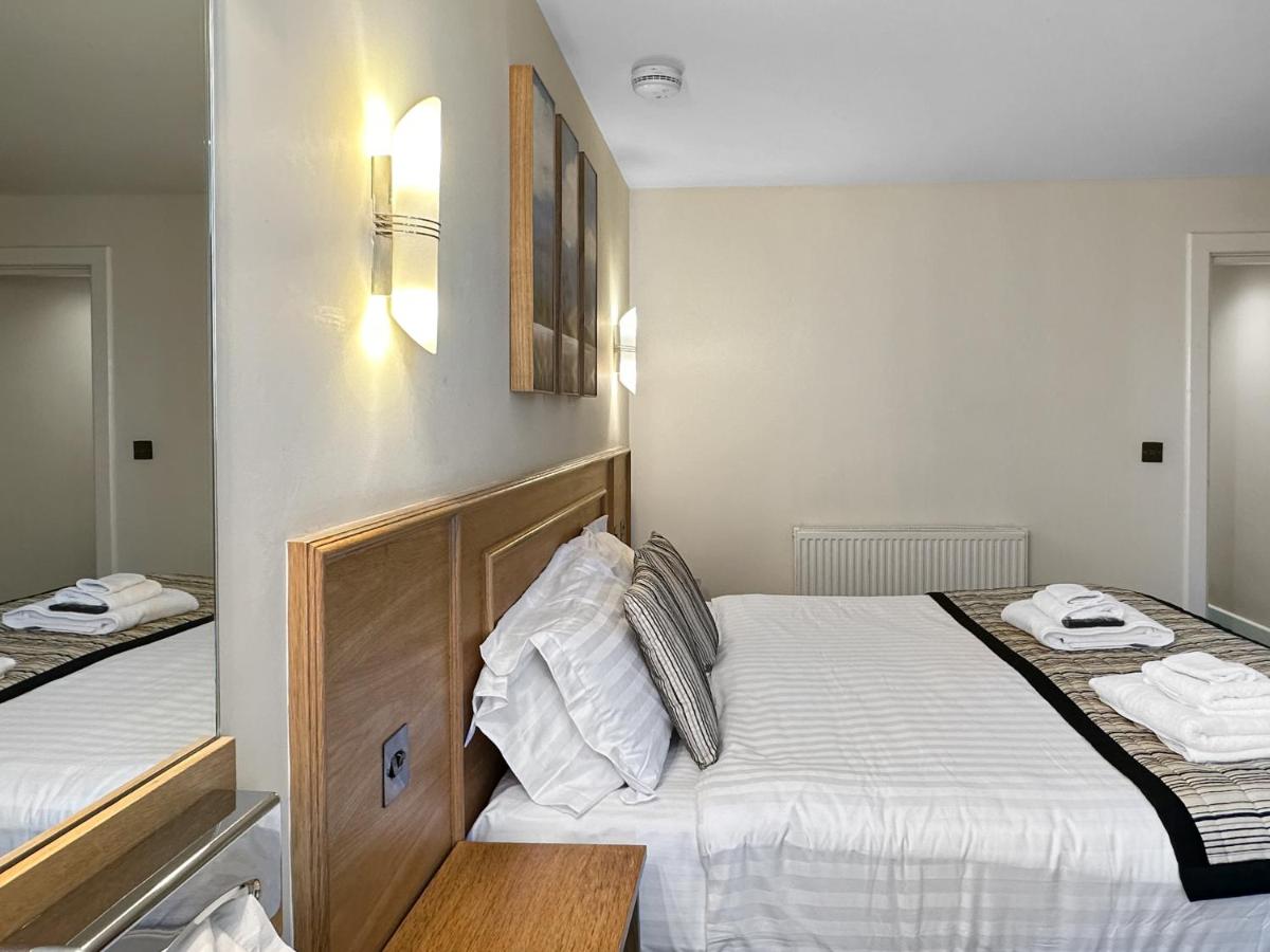 04 Duplex Apartment