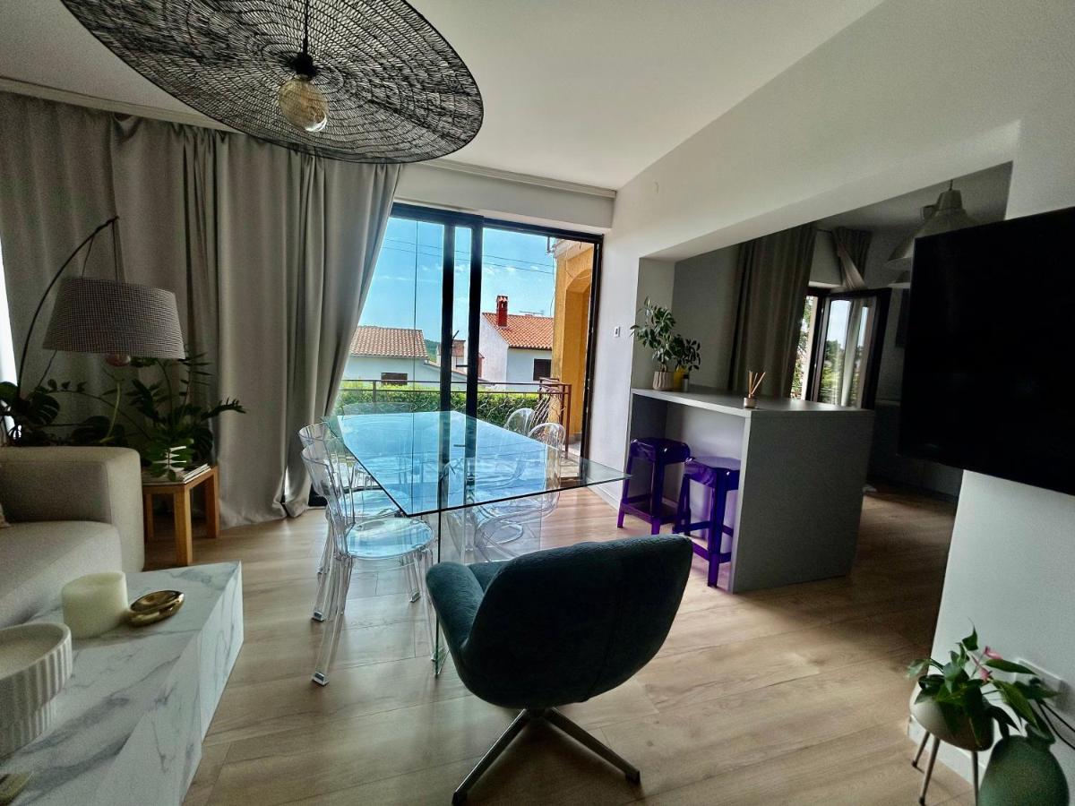 Sunny and Stylish apartment Bosh3 - Chambres d’hôtes Poreč