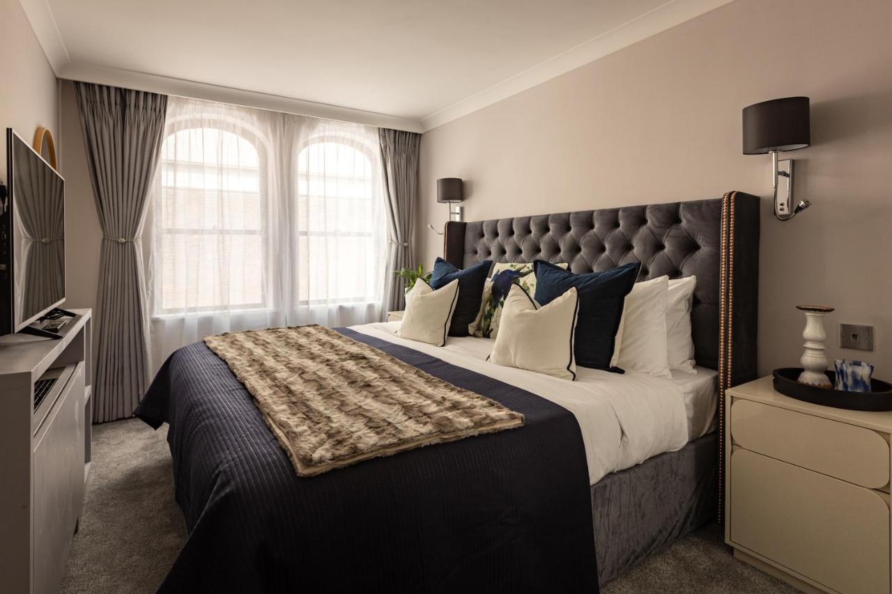 Executive One-Bedroom Apartment