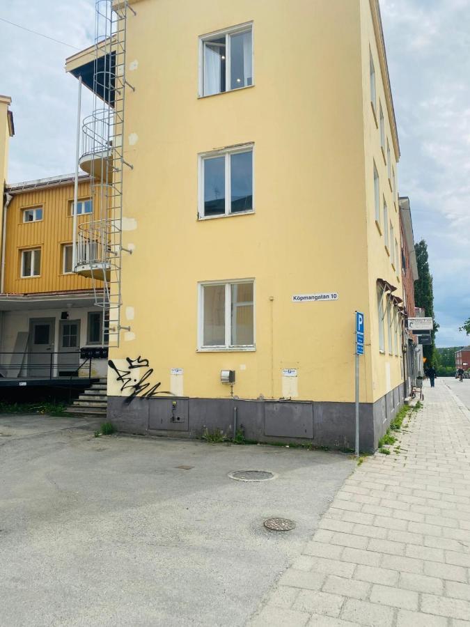 Noah Longstay Köpmangatan 10C - Ferienwohnung Skellefteå