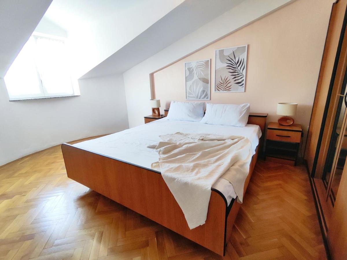 Two-Bedroom Apartment with Garden View