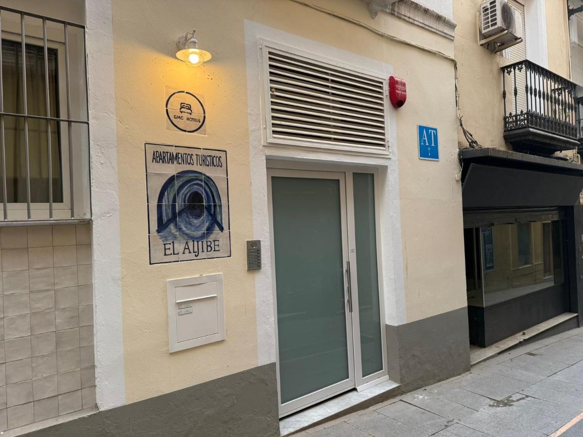 Apartamentos "El Aljibe" - B&B
