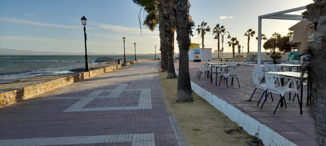 Apartamento 6 minutos a pie de la playa - B&B