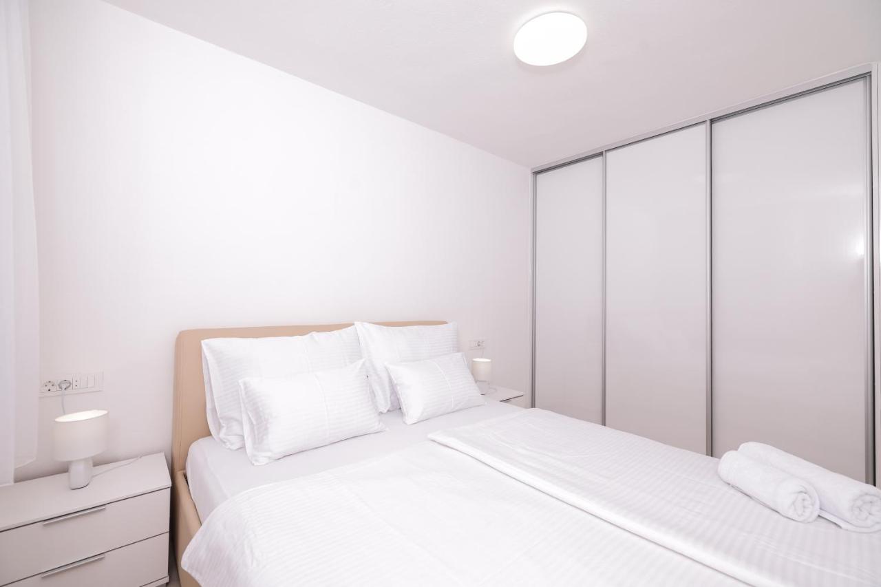 Apartment mit 1 Schlafzimmer, Meerblick und Terrasse