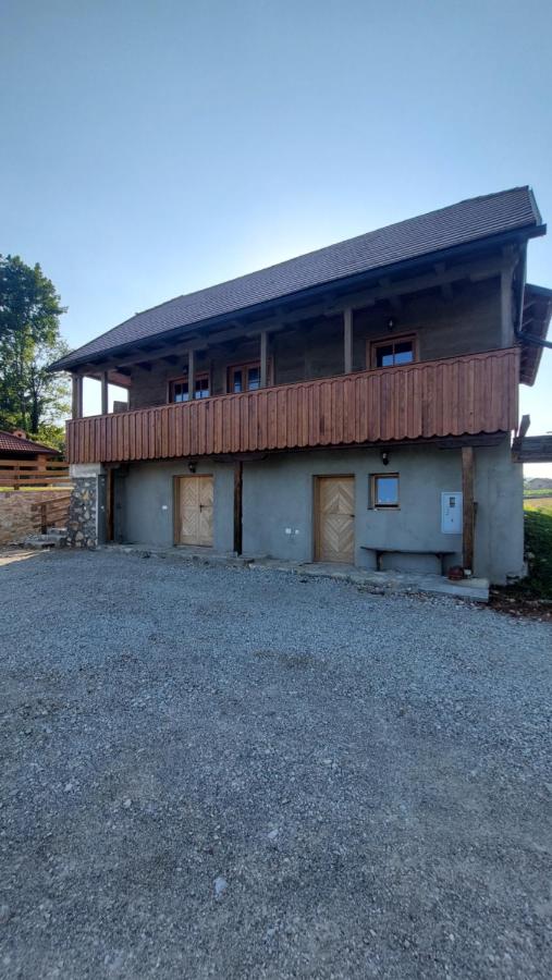Bakina kuća - B&B Jasetići