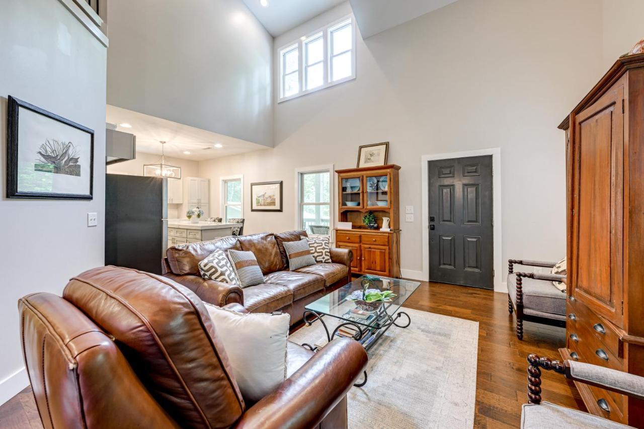 Bright Highlands Retreat Near Waterfalls and Trails - B&B Highlands
