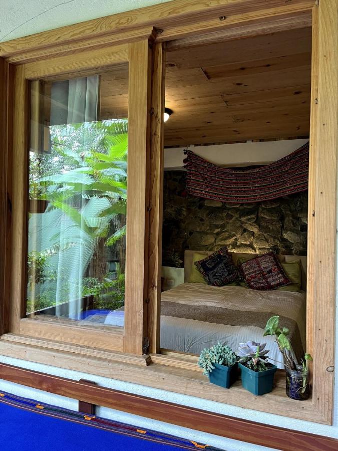 Atitlán Stone in Casa Papagayo - Ferienwohnung San Marcos La Laguna