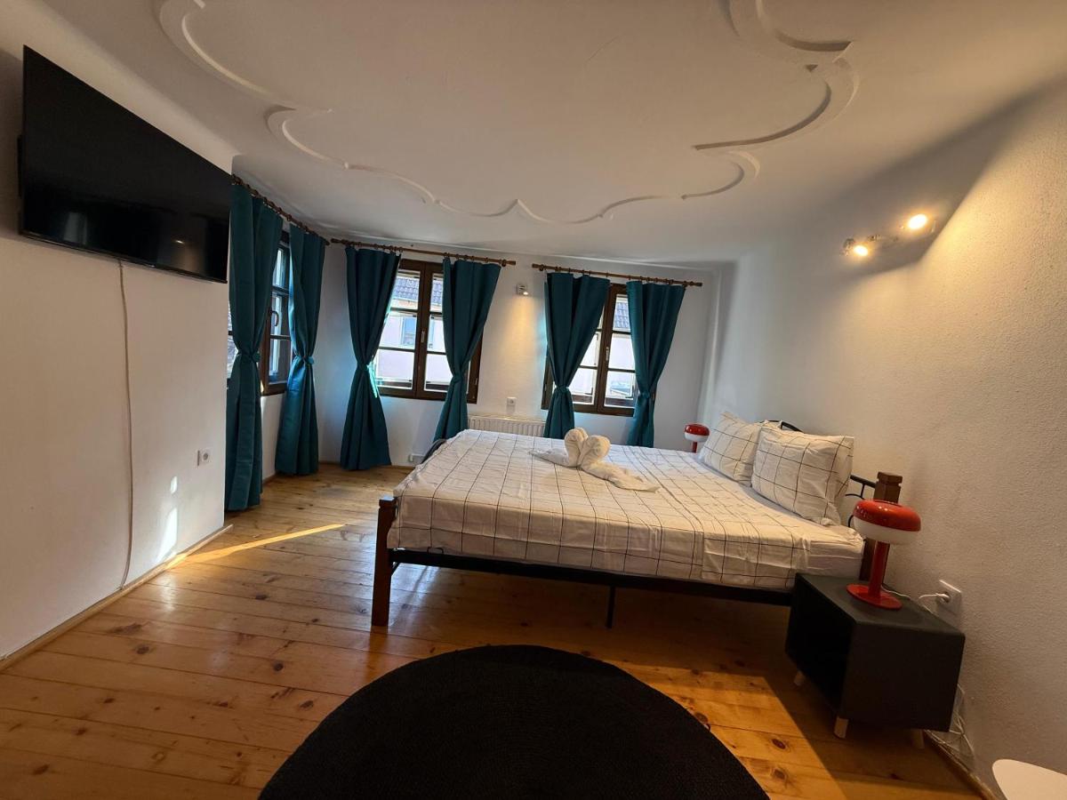Felinarului 6 Studioul Albastru - B&B Sibiu
