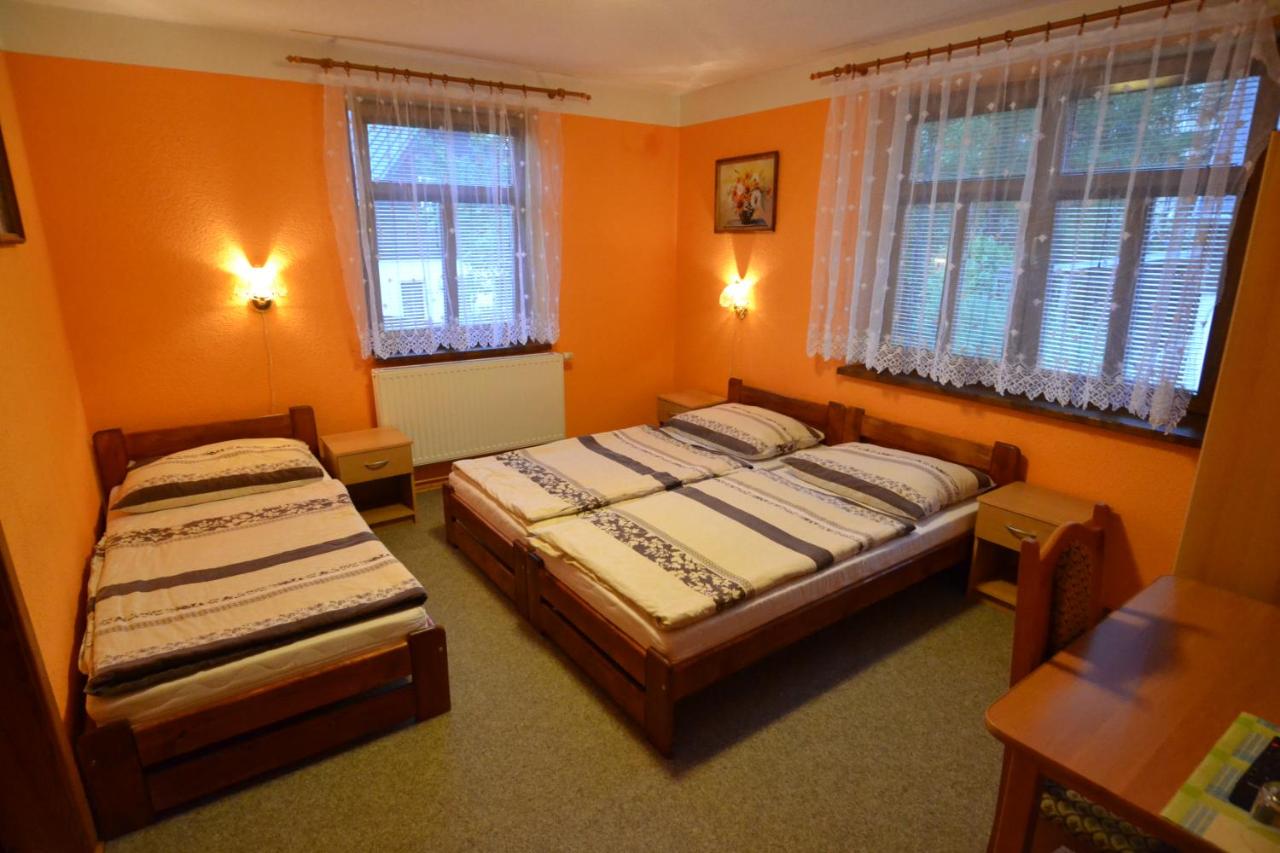 Triple Room with Private Bathroom