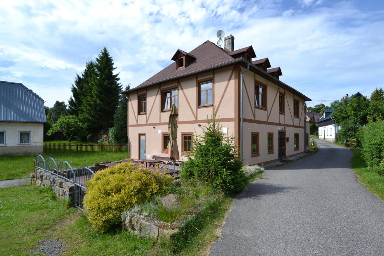 Penzion Brtníky 23 - B&B Brtníky