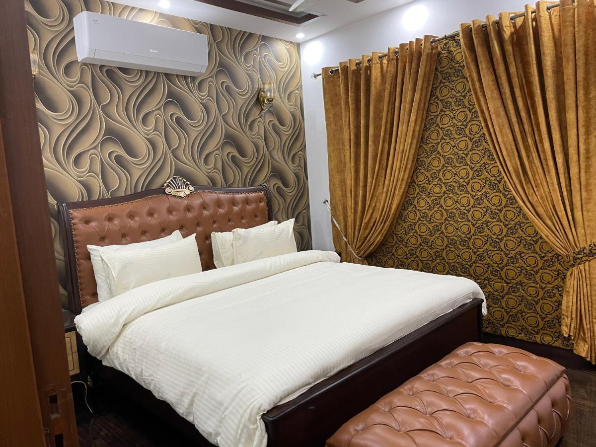 Exective Guest House Dha Phase 3 Lahore - B&B Lahore