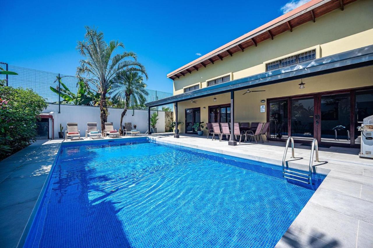 Casa Gris in Jaco - B&B Jacó