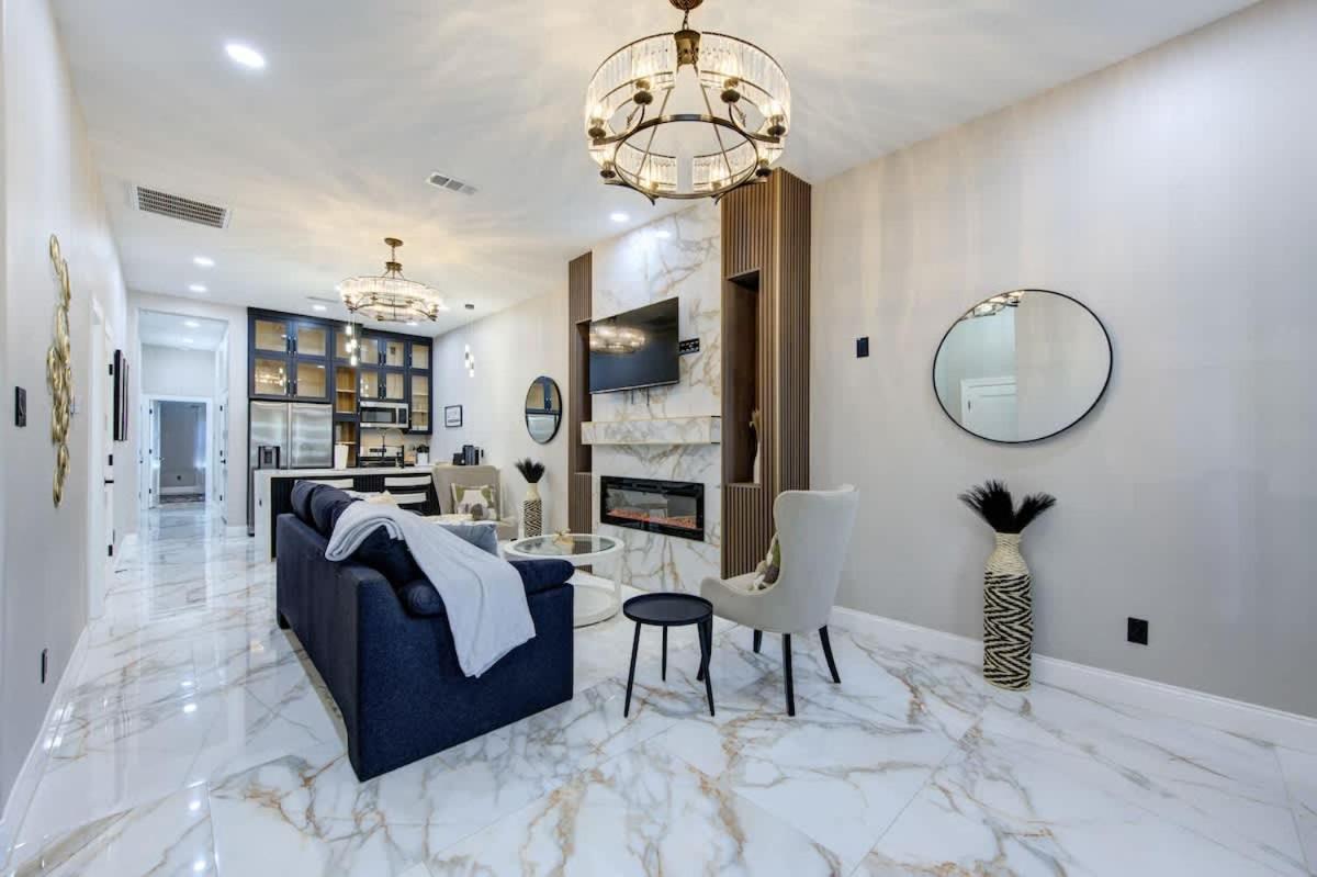 Houston's Marble Gem Near NRG & Medical Center - B&B Houston