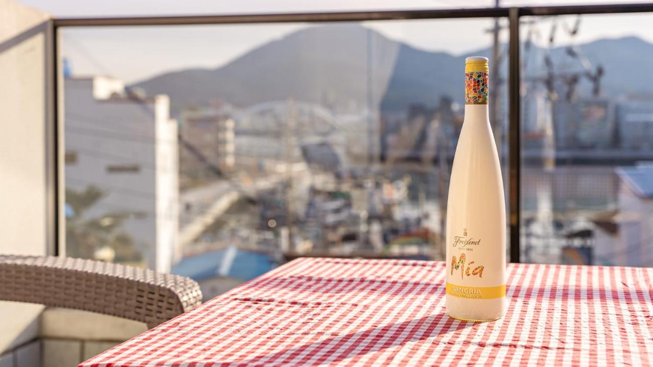 Double Room With Sea View 6