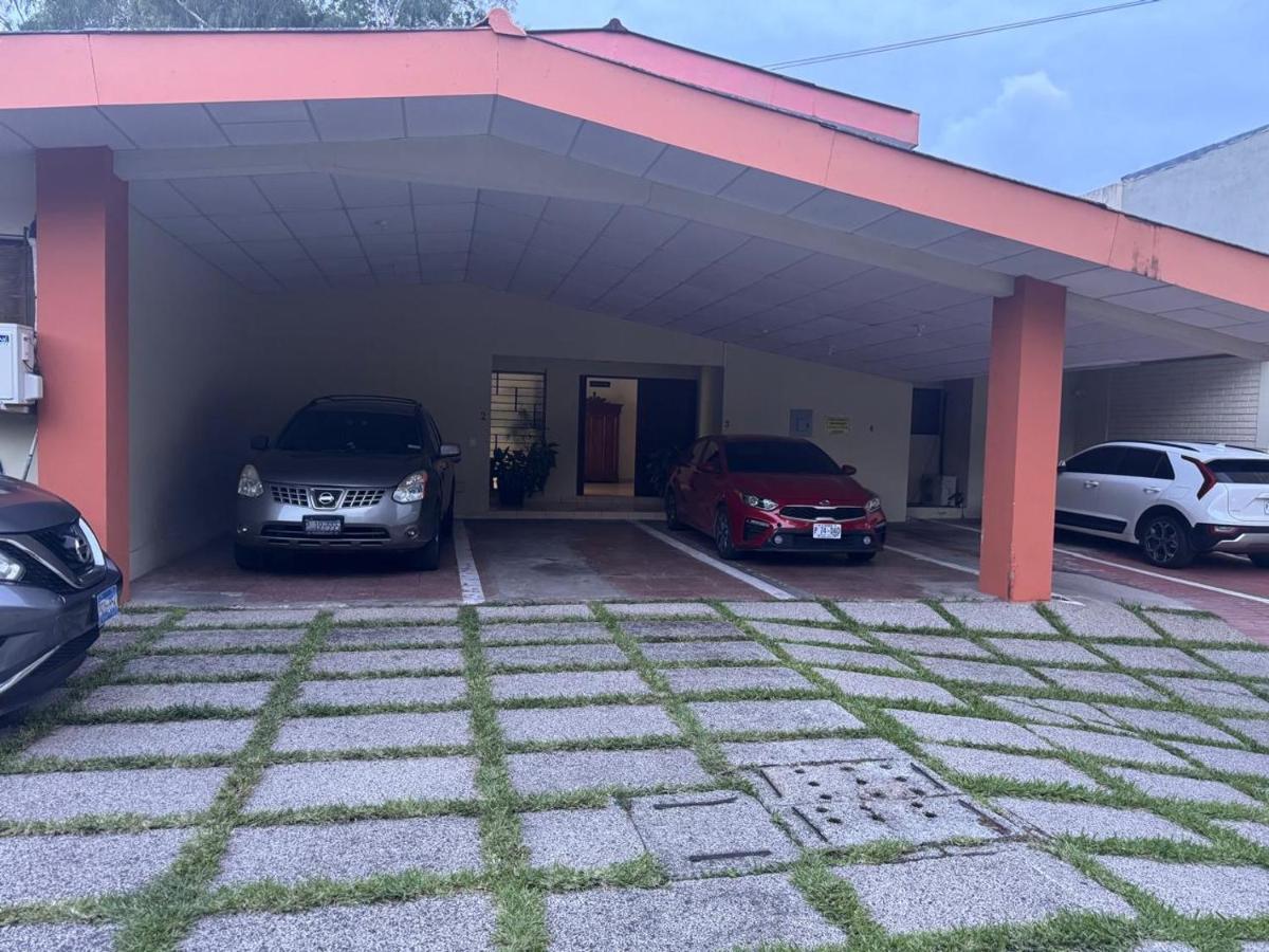 Ricardo Escalón VIP, Wellness Star - B&B