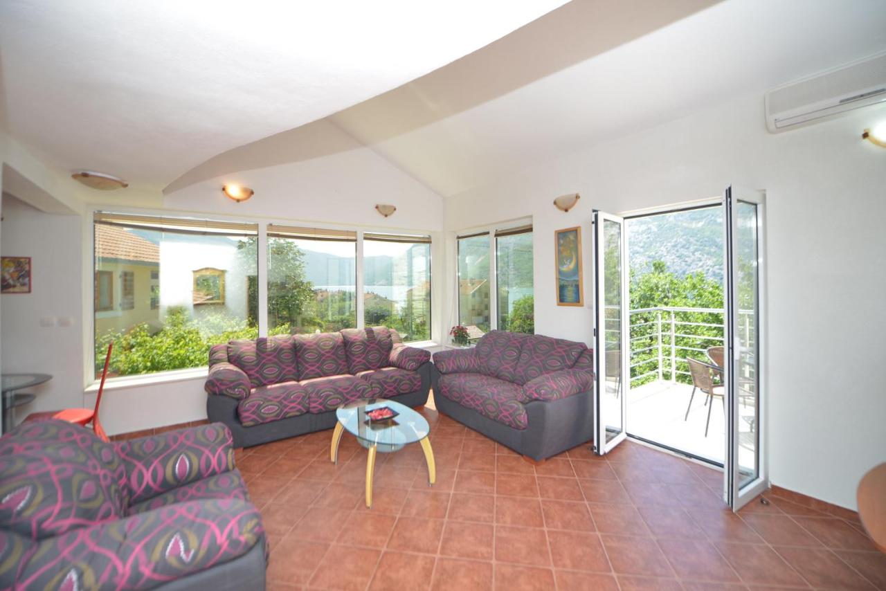 Apartamento Dúplex con balcón y vistas al mar (4 adultos)