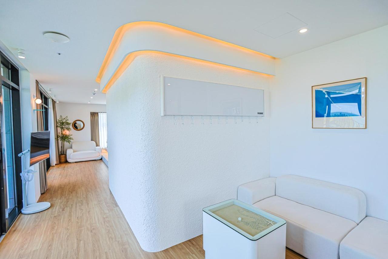 Paul Mare Pool Villa - Chambres d’hôtes Pusan