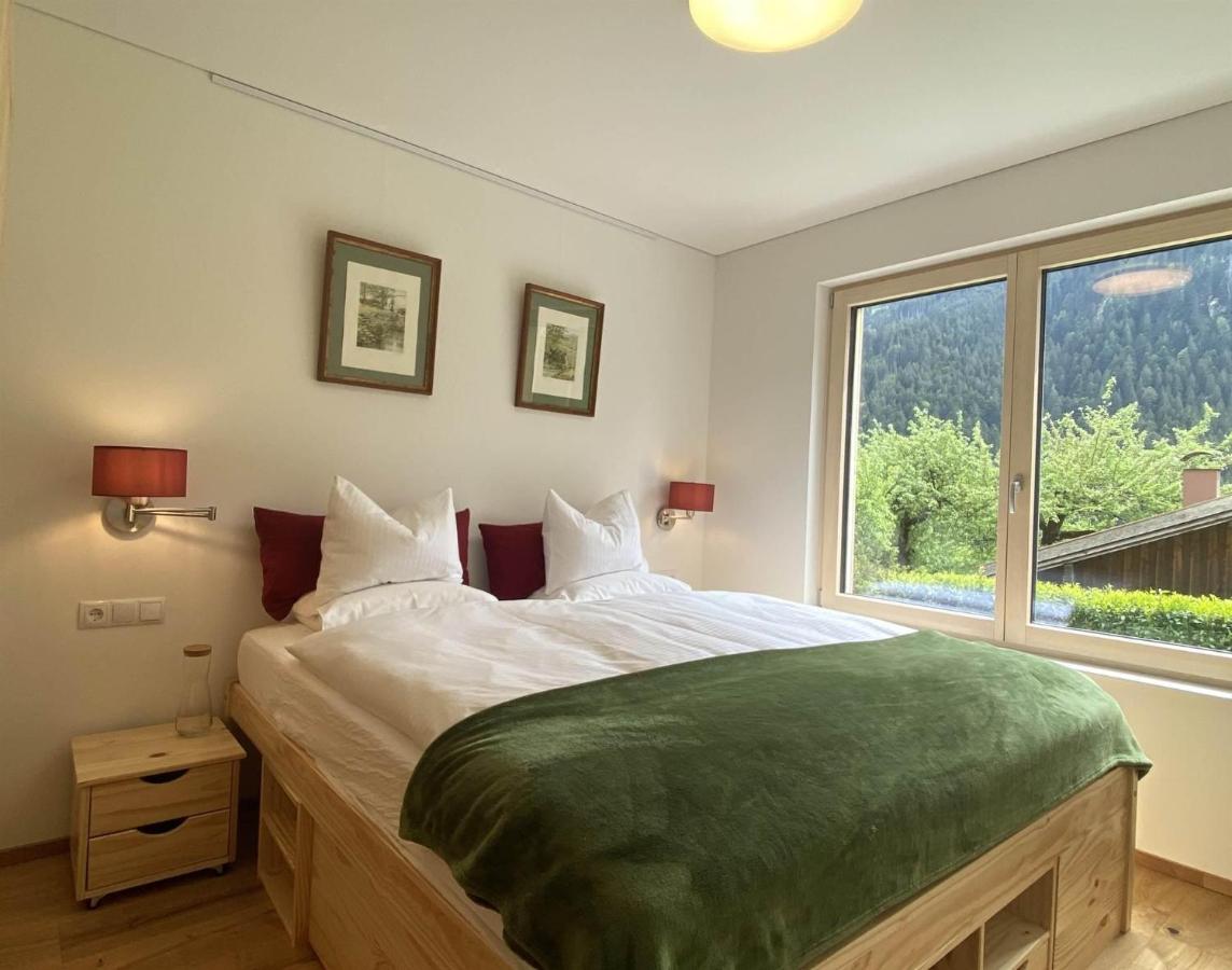 Appartamento con 2 Camere da Letto e con Doccia 