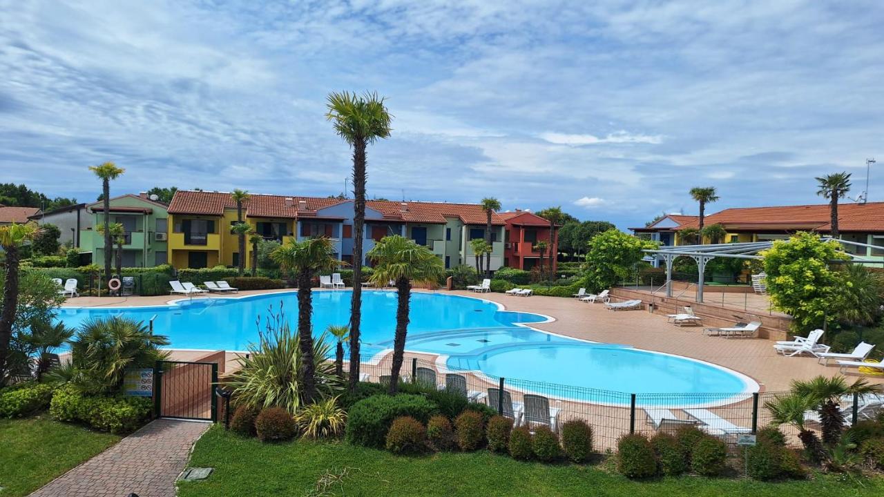 Apartment mit 2 Schlafzimmern und Poolblick