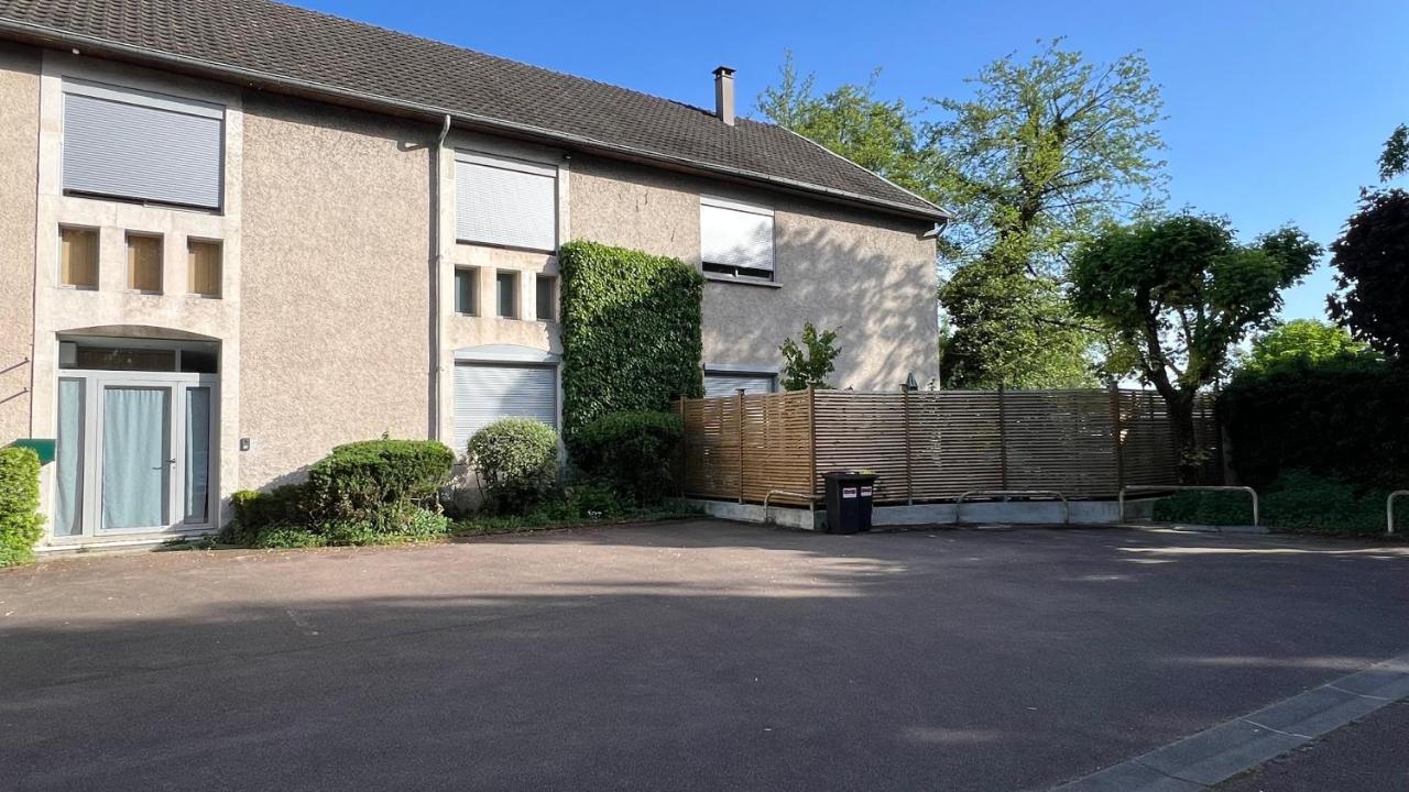 Chez Max - Terrasse - Climatisation - Parking gratuit - B&B Beaune