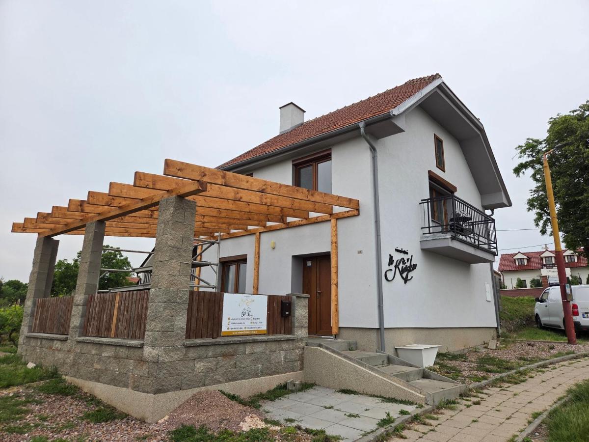 Sklep U Křížku - Ferienwohnung Velké Bílovice
