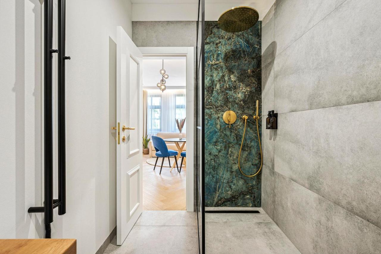 Studio-Apartment mit Balkon