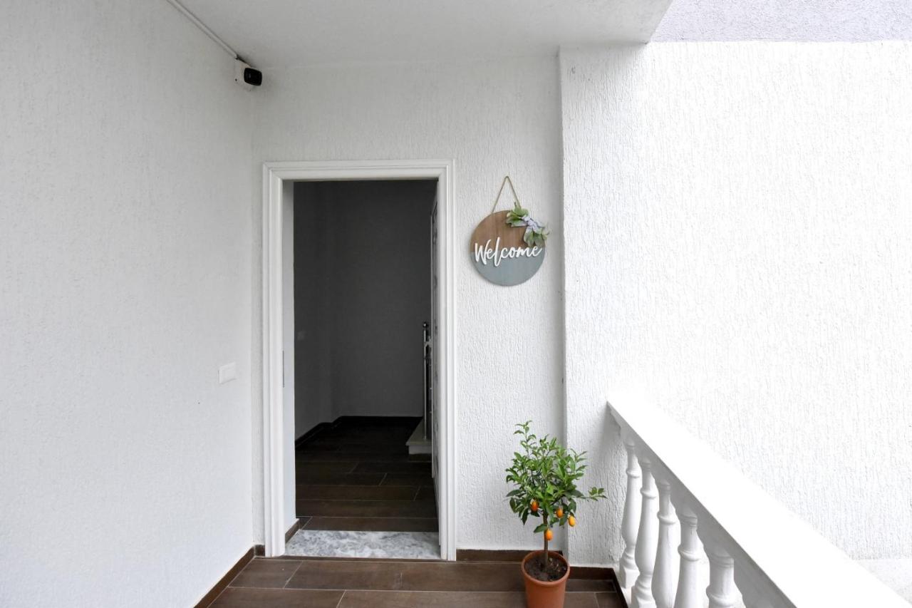 Two-Bedroom Deluxe Apartment