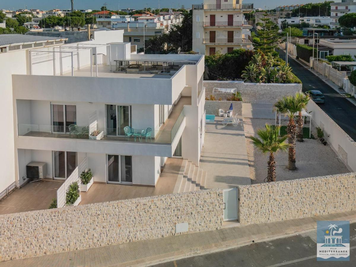 Villa Mediterranea Apartments - Seaview, Pool & Garden - Bed and Breakfast Bari