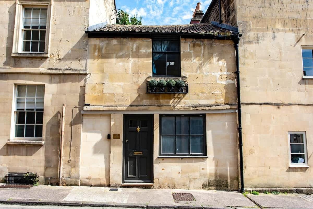 Cosy Central Bath Hideaway - B&B