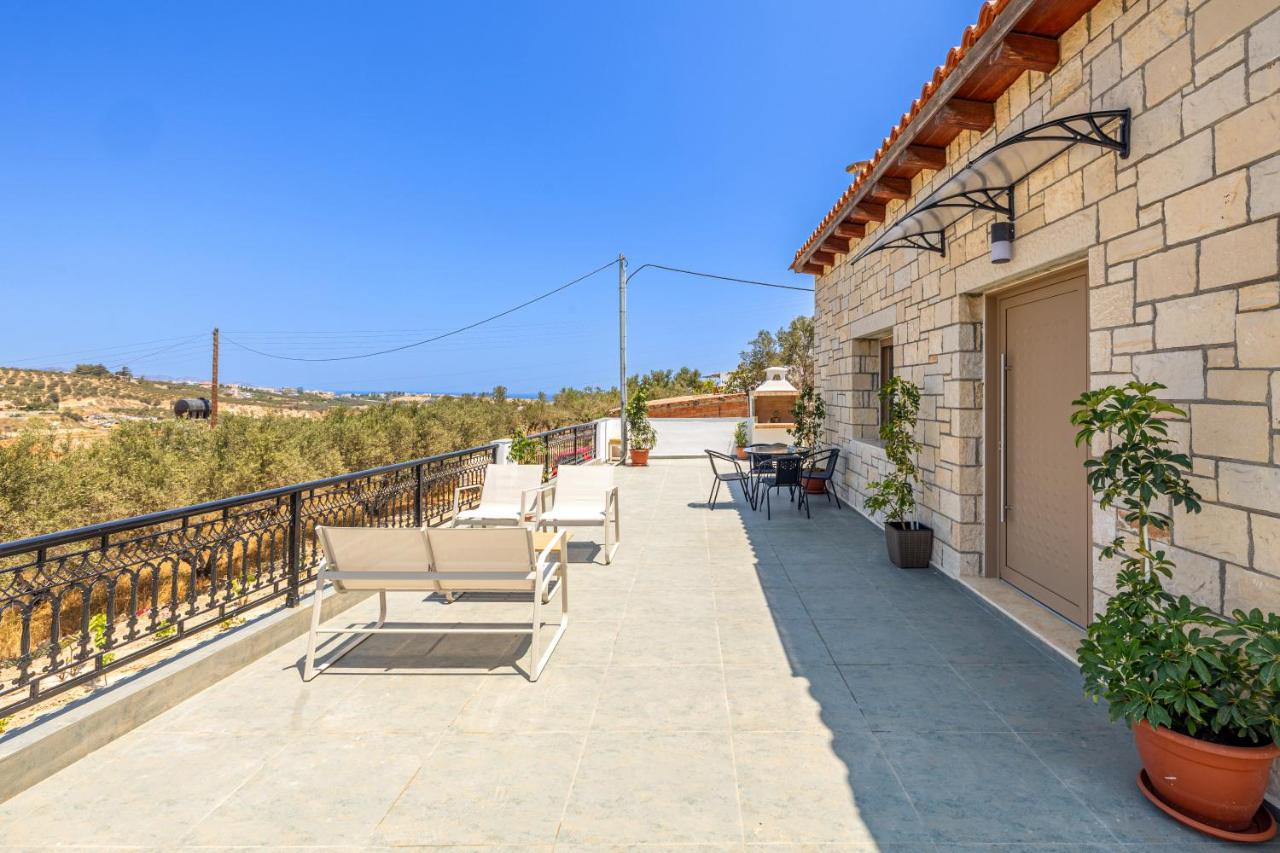 Elea Home by Cretanhouses - Bed and Breakfast Goúrnai