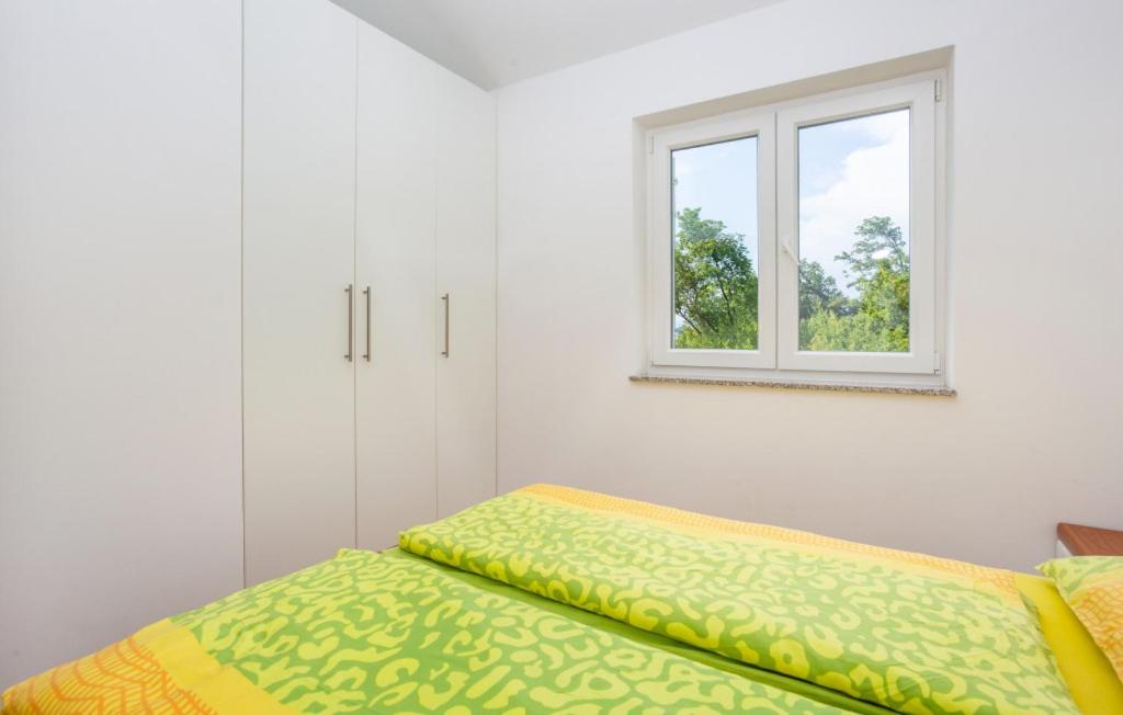 Apartment Nada sea view - Island of Krk - B&B Omišalj
