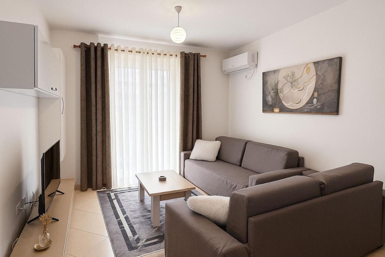 Bruno's Apartment - B&B Valona