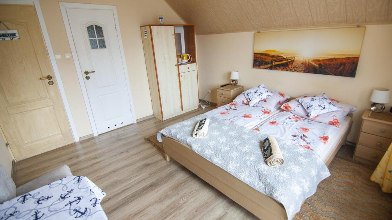 Doppelzimmer mit Balkon