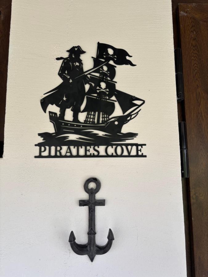 Pirate's Cove - B&B