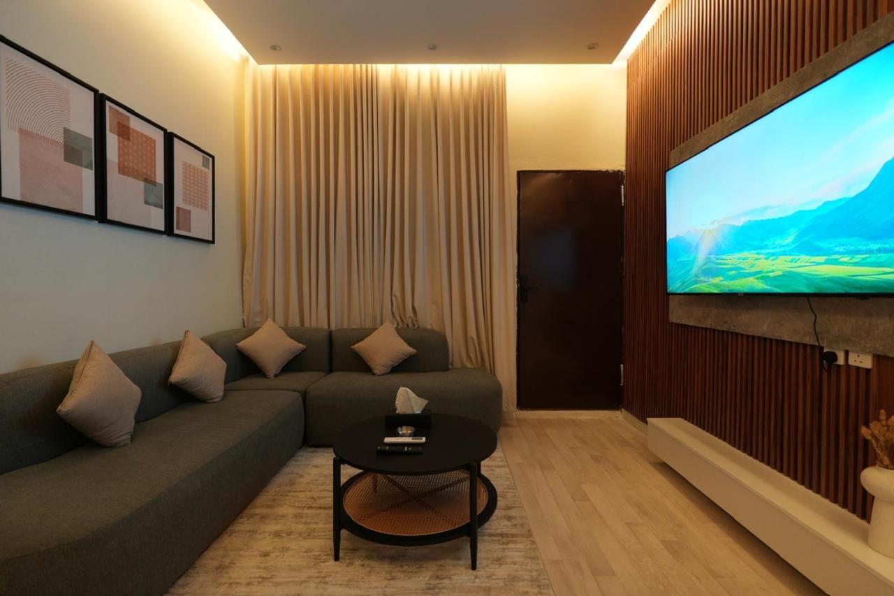 غرفة وصالة - B&B Riyad