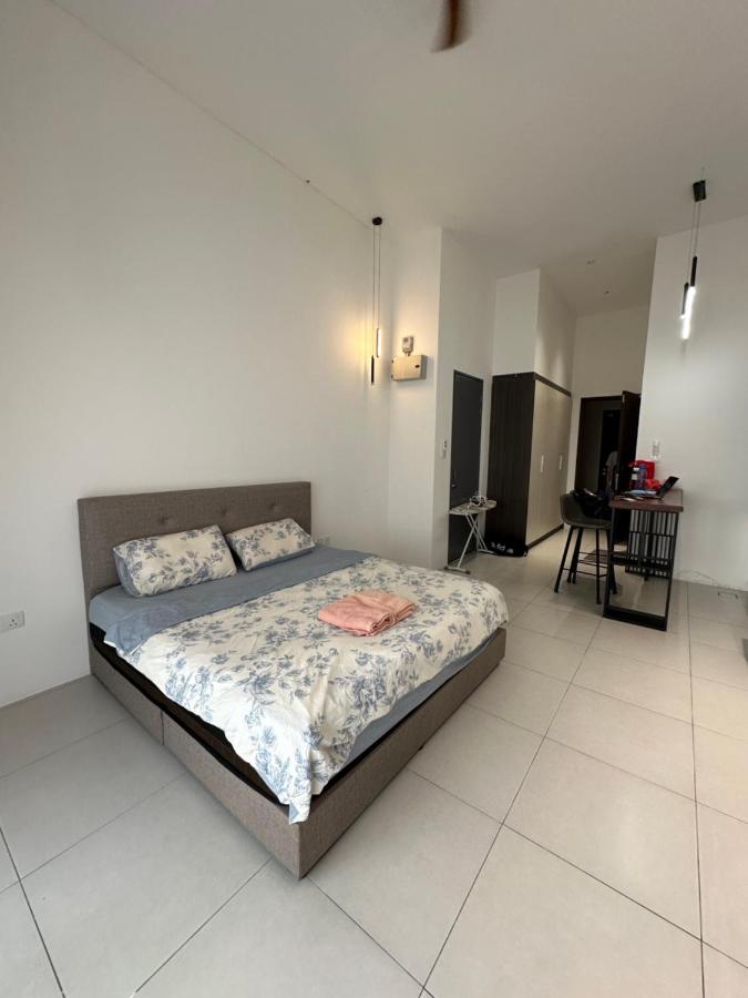 The Podium opp Aeon Mall Kuching - B&B Kuching