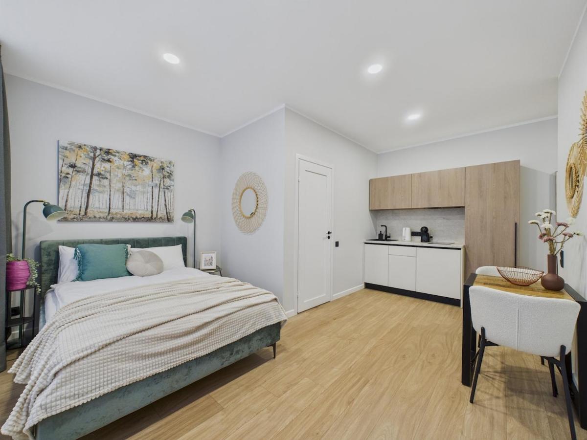 Ground-Floor Studio in Old Town - B&B