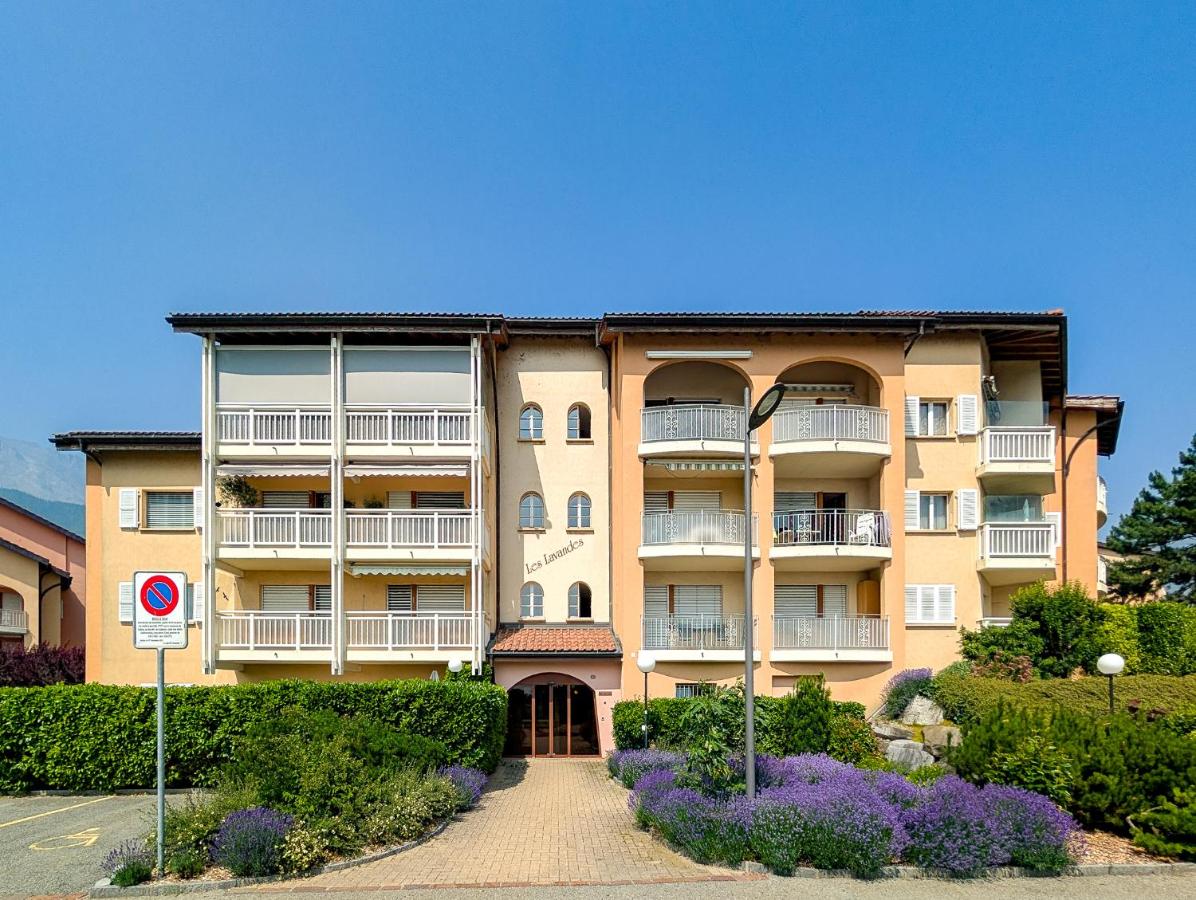 Spacieux duplex avec accès direct au bains - B&B