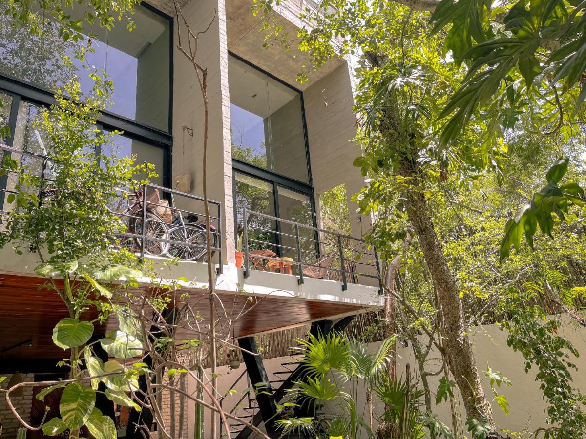 Lujoso Penthouse remodelado de tres pisos en Madara Tulum - B&B