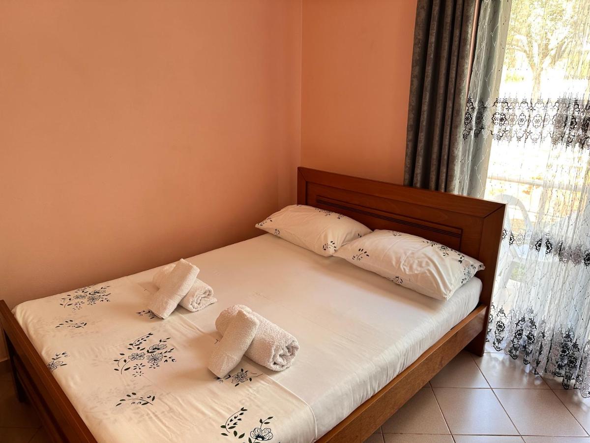 Apartments Meleqi - B&B Ksamil