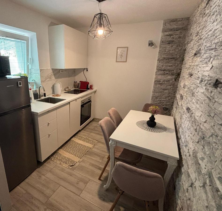 Apartman Tino - B&B