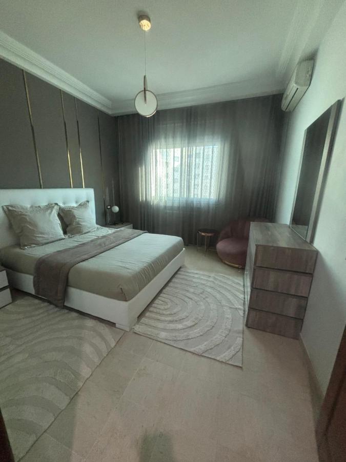 Magnifique appartement avec terrasse Lac 2 البحيرة Tunis - Chambres d'hôtes Tunis