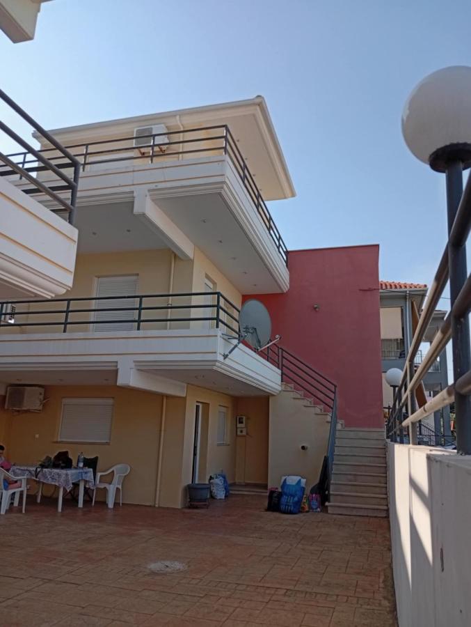 Leonidas Apartments - B&B Preveza