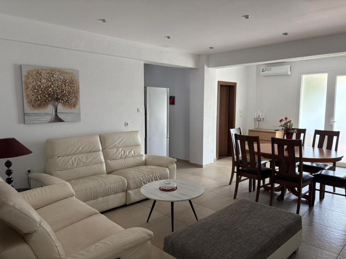 Villa con 3 Camere da Letto