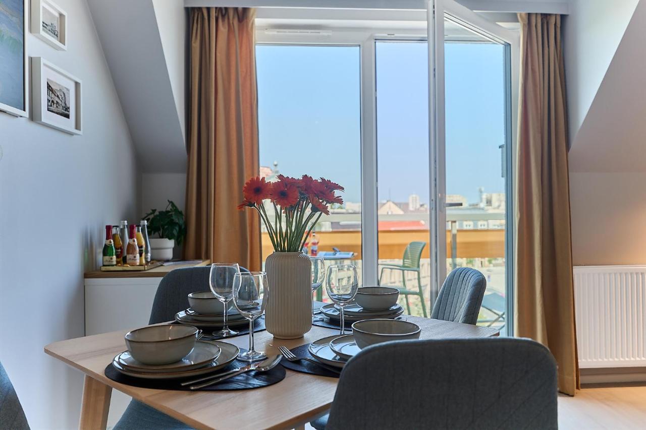 Golden Hour Apartments - Słowiański 38 - B&B Świnoujście