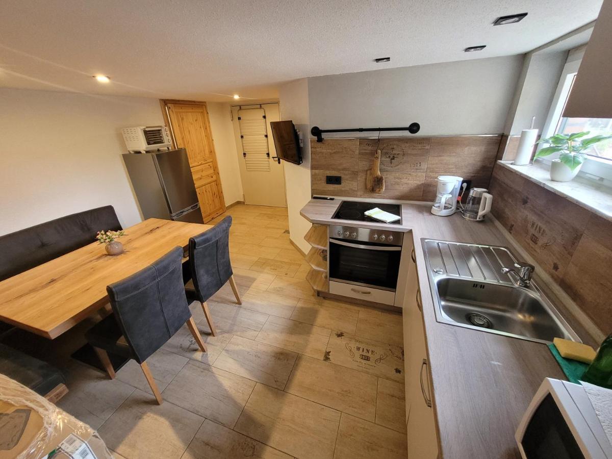 MaLo's Ferienwohnung - B&B Lubnjow