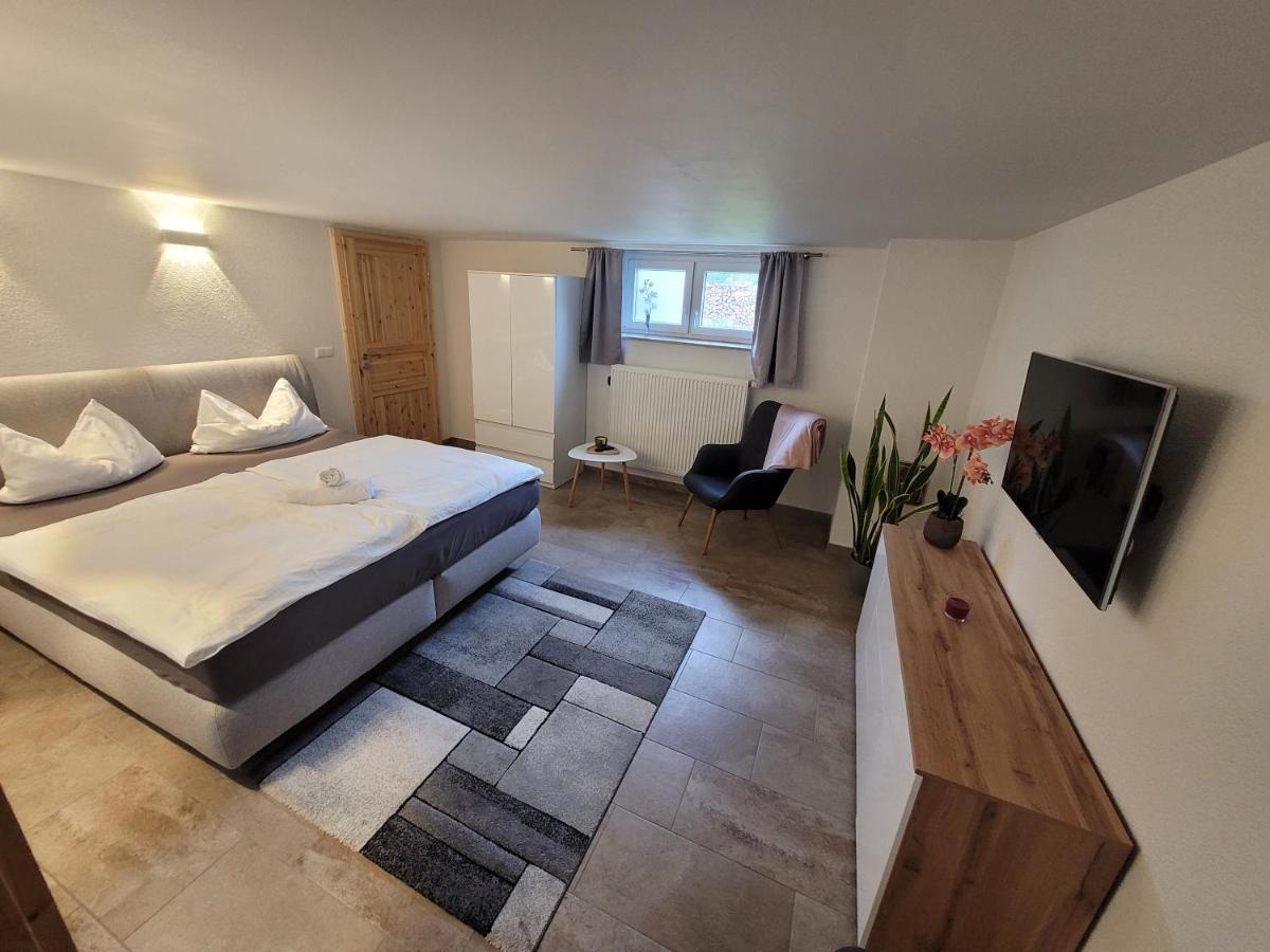 MaLo's Ferienwohnung - Ferienwohnung Kleeden