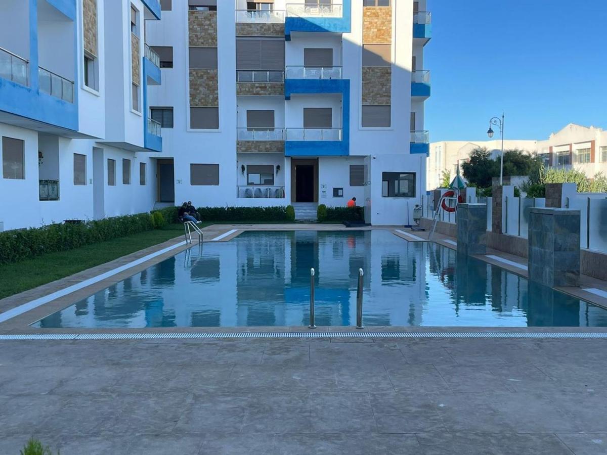 Appartement de Rêve à martil Piscine, Clim, WiFi - B&B Martil