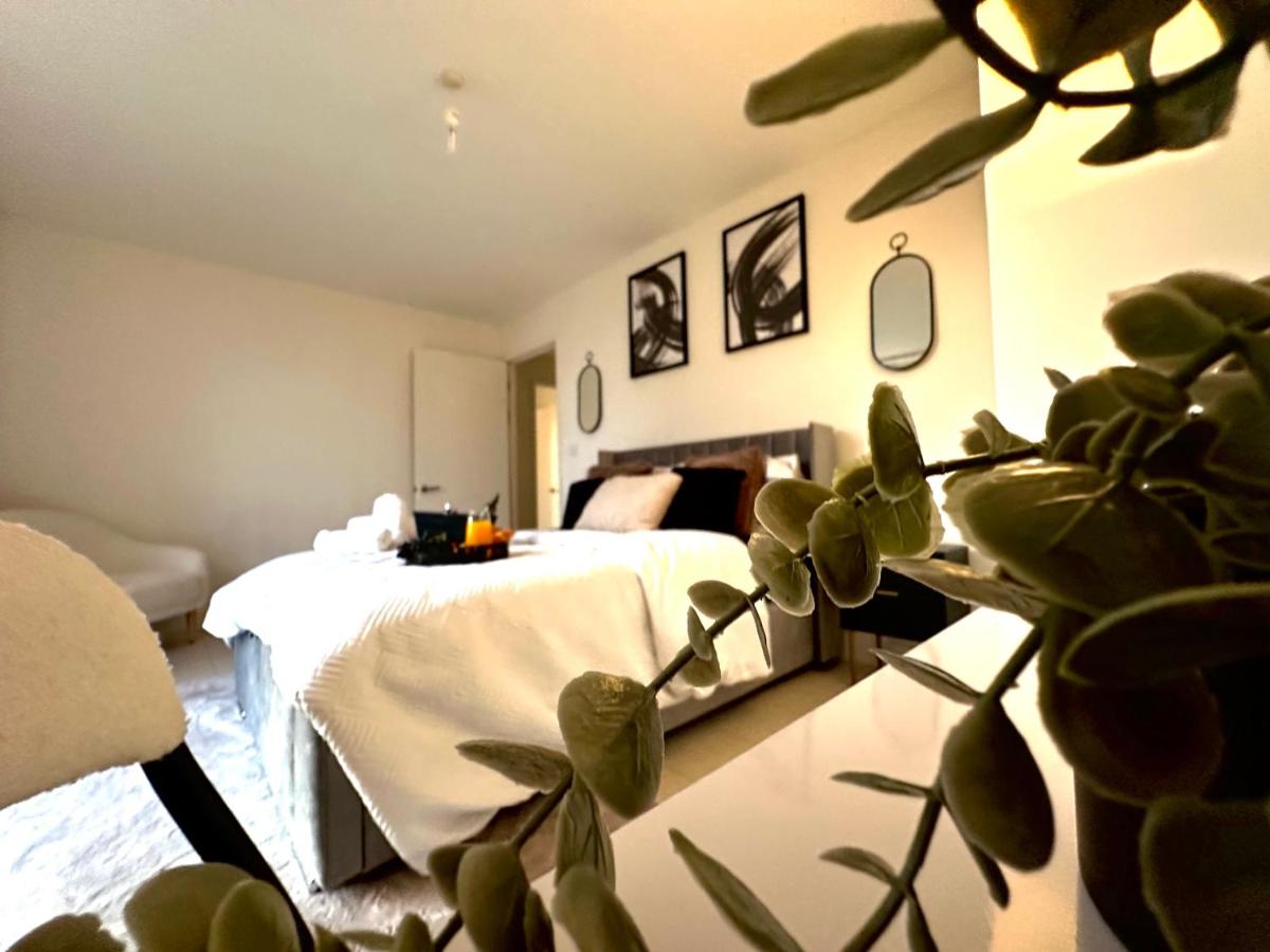 Beautiful Spacious Kingsize Room Near Oval Station - B&B London