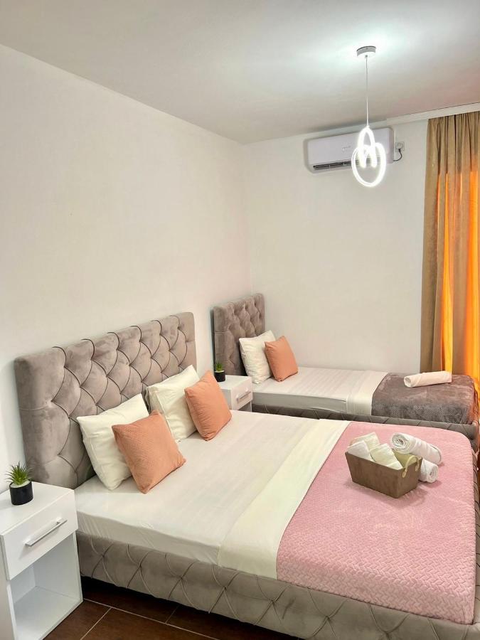 Familiensuite mit Balkon